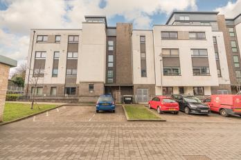 Property to rent in Colonsay Close, Edinburgh, EH5