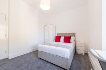 Property to rent in Newton Street, Edinburgh, EH11