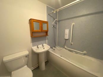 Property to rent in Saughtonhall Drive, Edinburgh, EH12