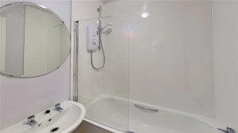 Property to rent in Cumberland Street Lane North East, Edinburgh, EH3