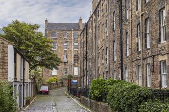 Property to rent in Cumberland Street Lane North East, Edinburgh, EH3