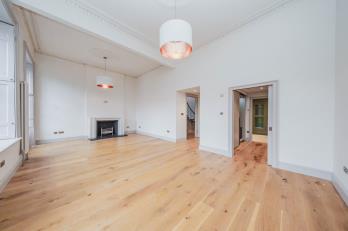 Property to rent in Albany Street, Edinburgh, Midlothian, EH1