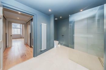 Property to rent in Albany Street, Edinburgh, Midlothian, EH1