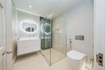 Property to rent in Albany Street, Edinburgh, Midlothian, EH1