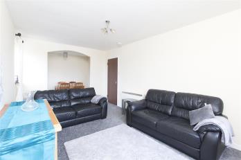 Property to rent in Hawthornden Place, Leith, Edinburgh, EH7