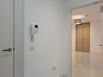 Property to rent in St Vincent Place, EH3