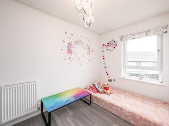 Property to rent in Meadowsweet Drive, Edinburgh, EH4