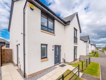 Property to rent in Meadowsweet Drive, Edinburgh, EH4