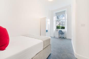 Property to rent in Elgin Terrace, Hillside, Edinburgh, EH7