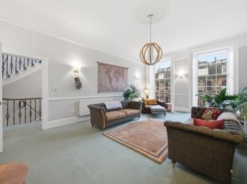 Property to rent in Albany Street, Edinburgh, EH1