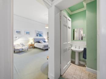 Property to rent in Albany Street, Edinburgh, EH1