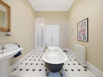 Property to rent in Albany Street, Edinburgh, EH1