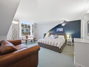 Property to rent in Albany Street, Edinburgh, EH1