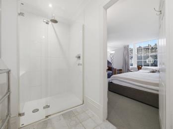 Property to rent in Albany Street, Edinburgh, EH1