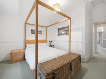 Property to rent in Albany Street, Edinburgh, EH1