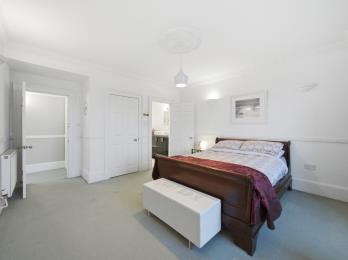 Property to rent in Albany Street, Edinburgh, EH1