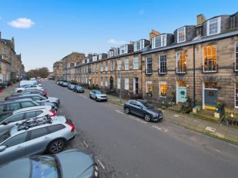 Property to rent in Albany Street, Edinburgh, EH1