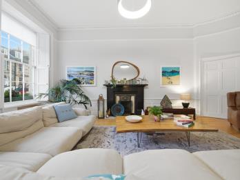 Property to rent in Albany Street, Edinburgh, EH1