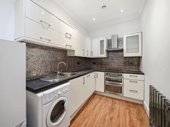 Property to rent in Mertoun Place, Polwarth, Edinburgh, EH11