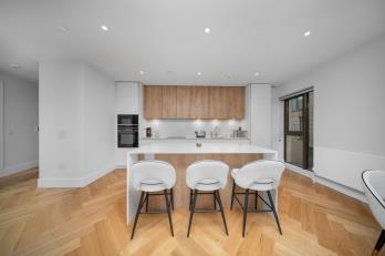 Property to rent in Elder Street, Edinburgh, Midlothian, EH1