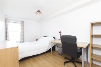 Property to rent in Thomsons Court, 58 Grassmarket, Edinburgh, EH1