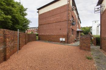 Property to rent in St Ninians Way, Edinburgh, EH21