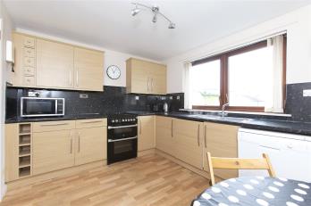 Property to rent in St Ninians Way, Edinburgh, EH21