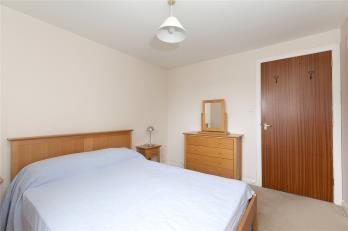 Property to rent in St Ninians Way, Edinburgh, EH21