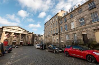 Property to rent in Broughton Place, Edinburgh, EH1