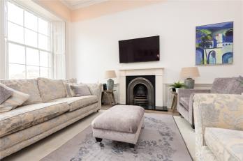Property to rent in Broughton Place, Edinburgh, EH1