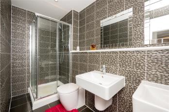 Property to rent in Arneil Drive, Edinburgh, EH5