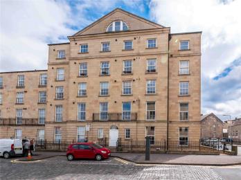 Property to rent in East London Street, Edinburgh, EH7