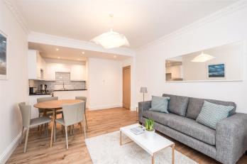 Property to rent in Cumberland Street, Edinburgh, EH3