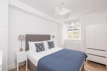 Property to rent in Cumberland Street, Edinburgh, EH3