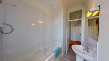 Property to rent in Broughton Road, Edinburgh, EH7