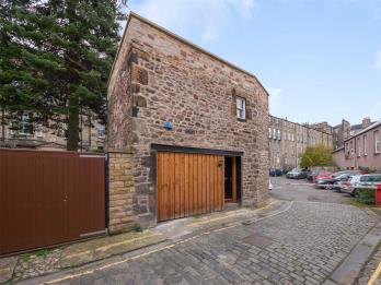 Property to rent in Albany Street Lane, Edinburgh, EH1