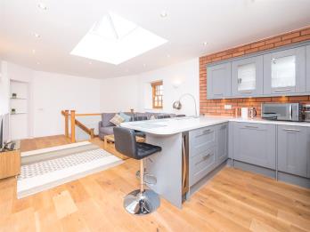 Property to rent in Albany Street Lane, Edinburgh, EH1