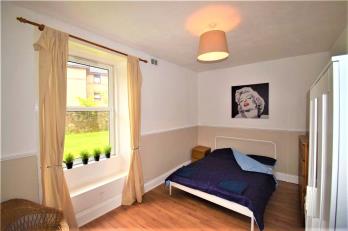 Property to rent in Hawthornvale, Newhaven, Edinburgh, EH6