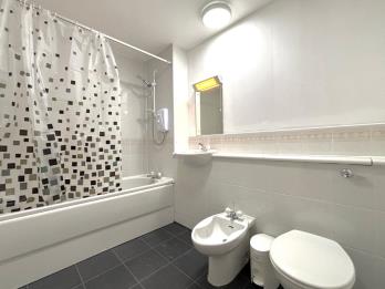 Property to rent in East Werberside, Edinburgh, EH4