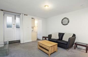 Property to rent in St. Stephen Place, Edinburgh, Midlothian, EH3