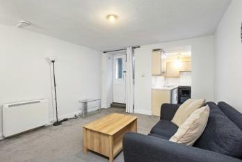 Property to rent in St. Stephen Place, Edinburgh, Midlothian, EH3