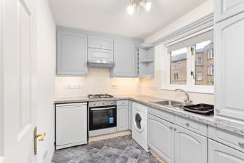 Property to rent in Learmonth Avenue, Edinburgh, Midlothian, EH4
