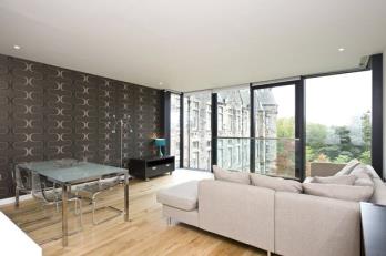Property to rent in Simpson Loan, Edinburgh, EH3
