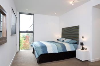 Property to rent in Simpson Loan, Edinburgh, EH3