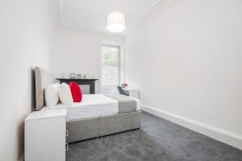 Property to rent in Morningside Road, Edinburgh, EH10