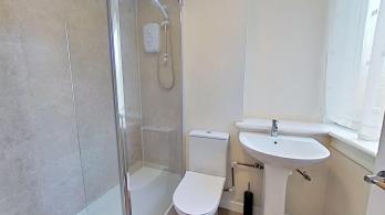 Property to rent in Redbraes Grove, Edinburgh, EH7