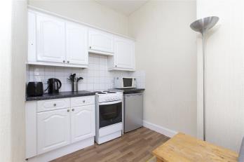 Property to rent in Buchanan Street, Edinburgh, EH6