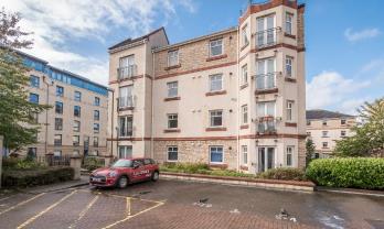 Property to rent in Sinclair Place, EDINBURGH, EH11