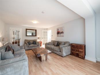 Property to rent in Baberton Mains Brae, Edinburgh, EH14