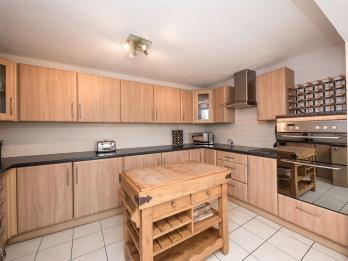 Property to rent in Baberton Mains Brae, Edinburgh, EH14